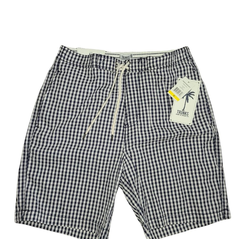 TRUNKS Shorts mens size : M ,color blue an white .